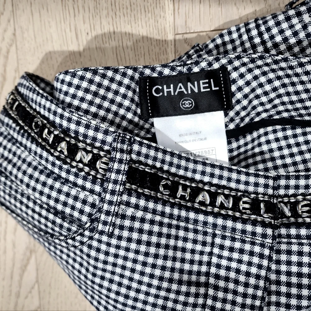 Authentic Chanel boutique logo waistband skinny gingham trousers - Picture 3 of 8